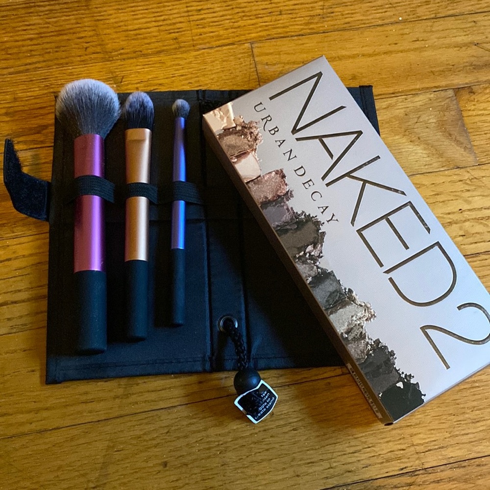 Naked2 Makeup